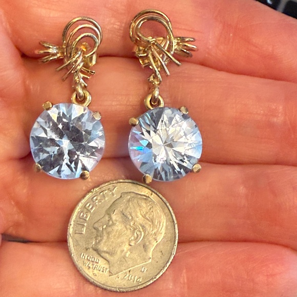 gorgeous set of blue stone 14k gold dangle earrings 1 1/8" long 7.1 grams